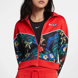 Nike Sportswear Women's Jacket Size Medium Beautiful Floral Print Crimson Red